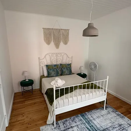 Casa Da Fonte De Cima Holiday home *