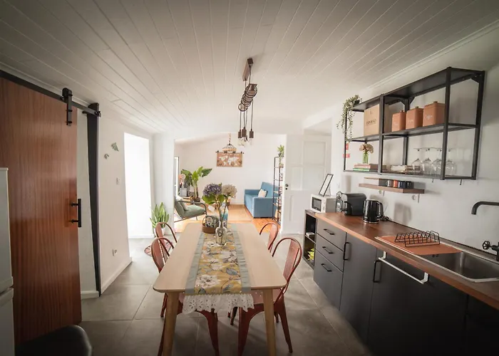 Nyaraló Casa Da Fonte De Cima Capelas