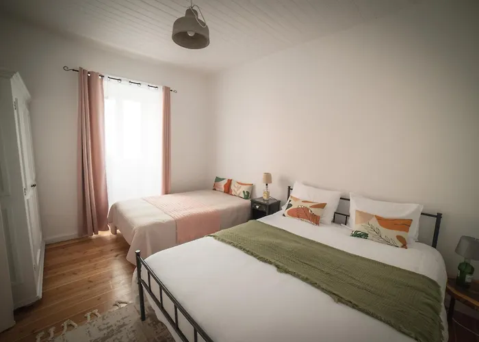 Casa Da Fonte De Cima * Capelas